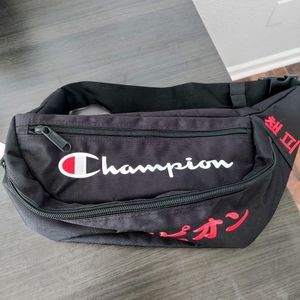 Champion X ComplexCon Campeón Fanny Pack